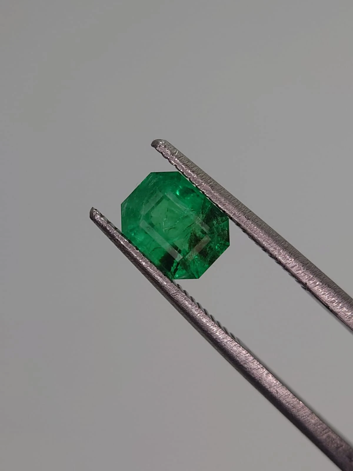 1.17ct Natural Emerald Loose Gemstone from Panjshir  Valley Afghanistan — view 1